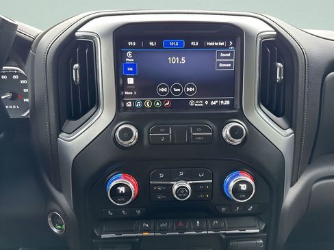 Used 2023 GMC Sierra 2500 SLT w/ SLT Premium Package image 12