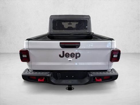 Used 2023 Jeep Gladiator Rubicon w/ LED Lighting Group AWD/4WD image 5