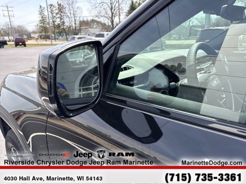 Used 2024 Jeep Grand Cherokee L Altitude AWD/4WD image 6