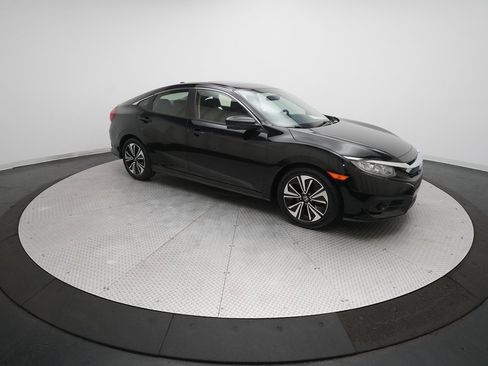 Used 2018 Honda Civic EX-T image 13