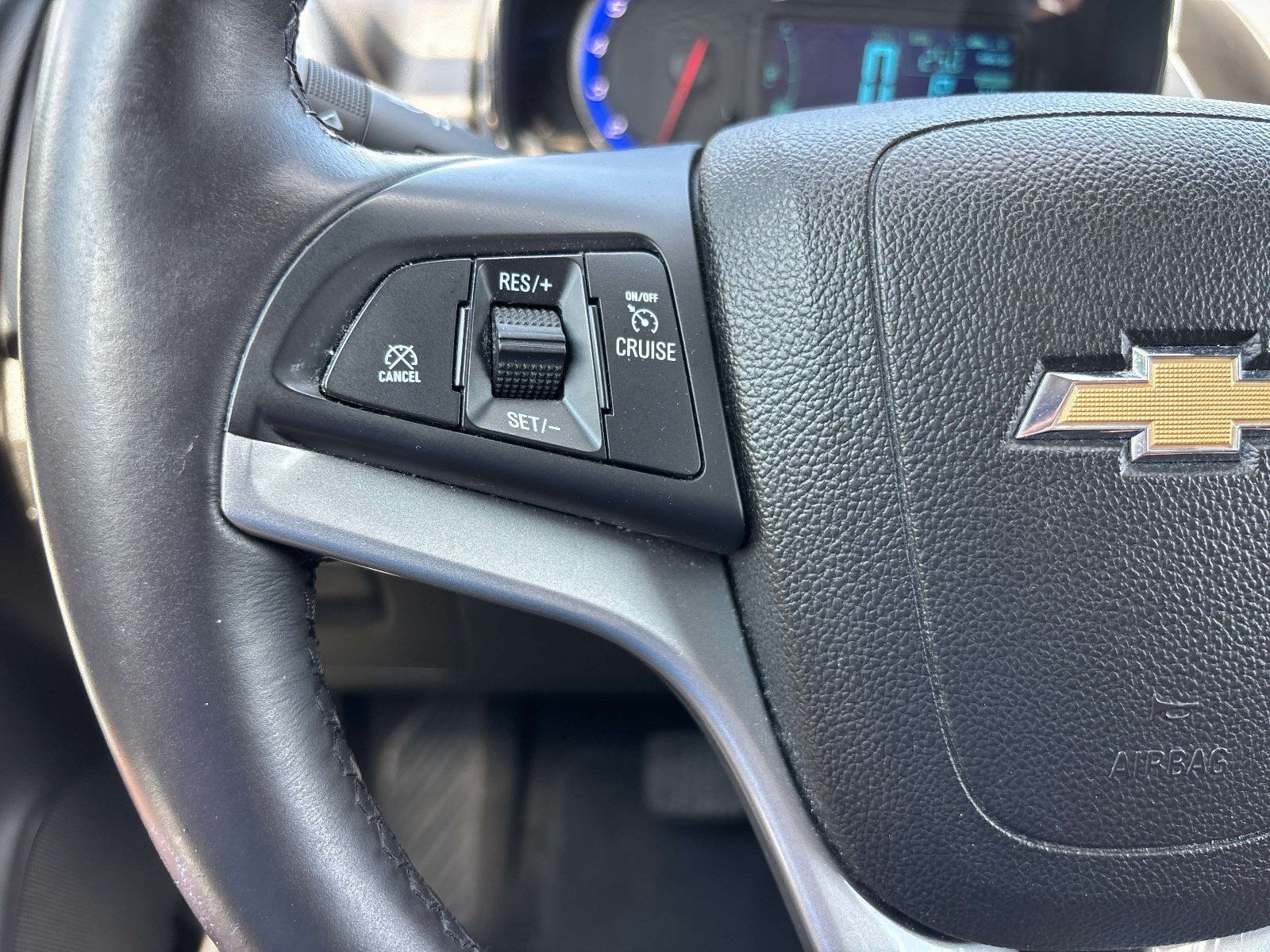 Used 2016 Chevrolet Trax LT w/ LT Convenience Package AWD/4WD image 18