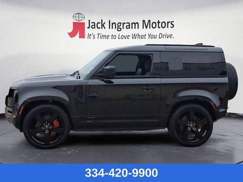 Used 2023 Land Rover Defender 90 X image 2