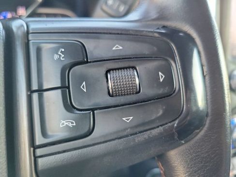 Used 2022 GMC Sierra 2500 AT4 w/ AT4 Premium Plus Package AWD/4WD image 21