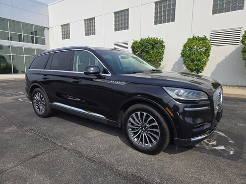 Used 2024 Lincoln Aviator Reserve AWD/4WD image 16