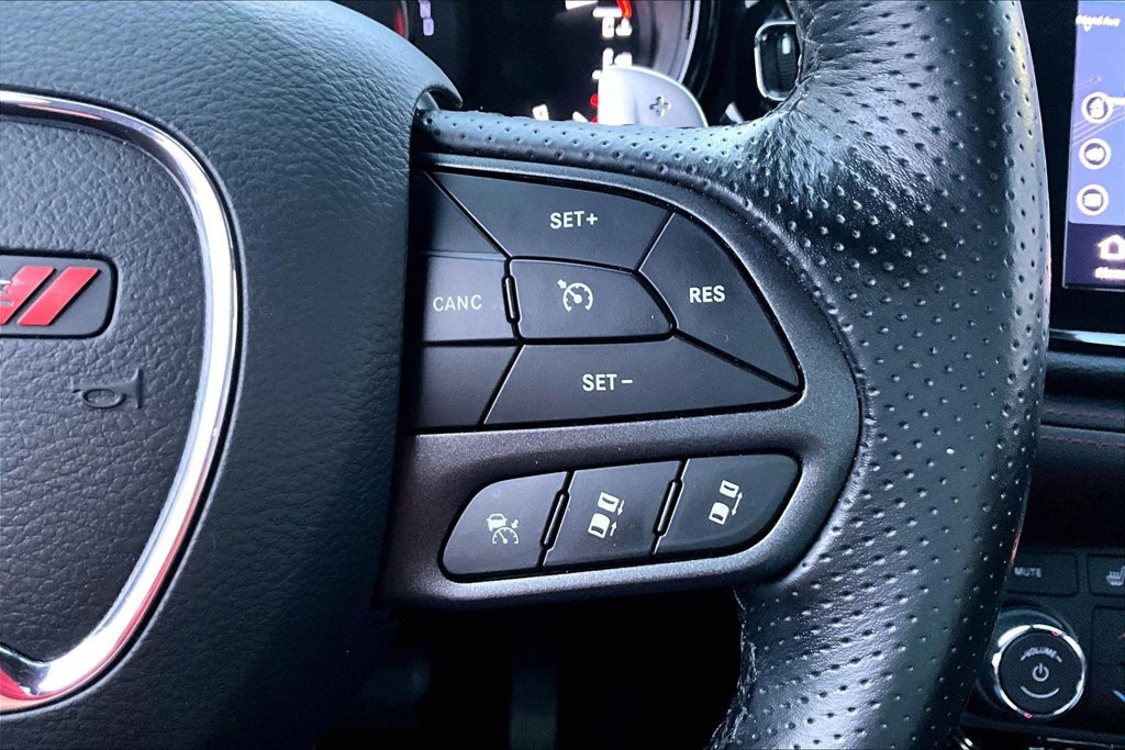Used 2023 Dodge Durango GT AWD/4WD image 13
