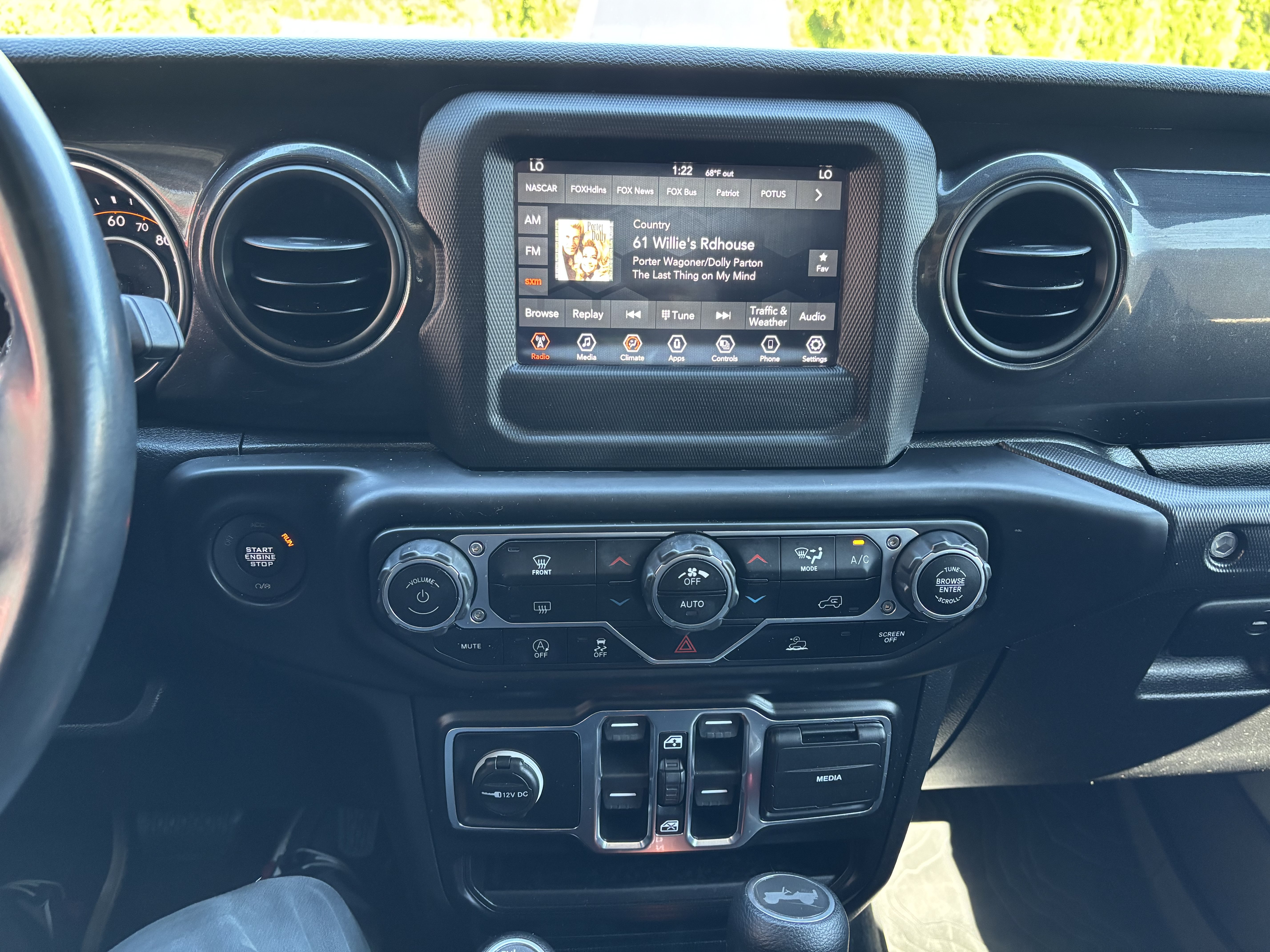 Used 2021 Jeep Wrangler Unlimited Sport w/ Dual Top Group AWD/4WD image 25