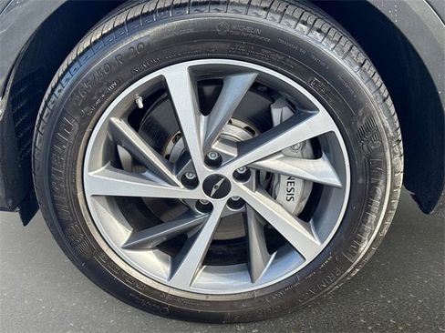 Used 2025 Genesis GV80 3.5T Advanced image 9