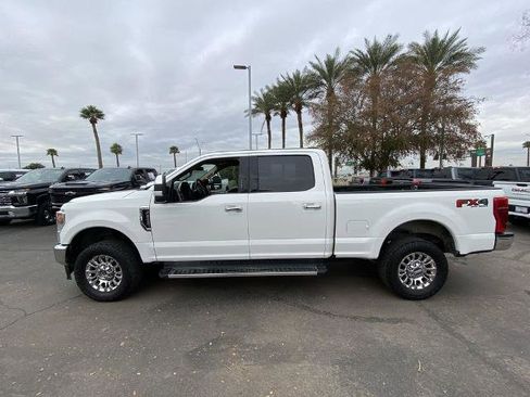 Used 2022 Ford F250 Lariat w/ Chrome Package image 4