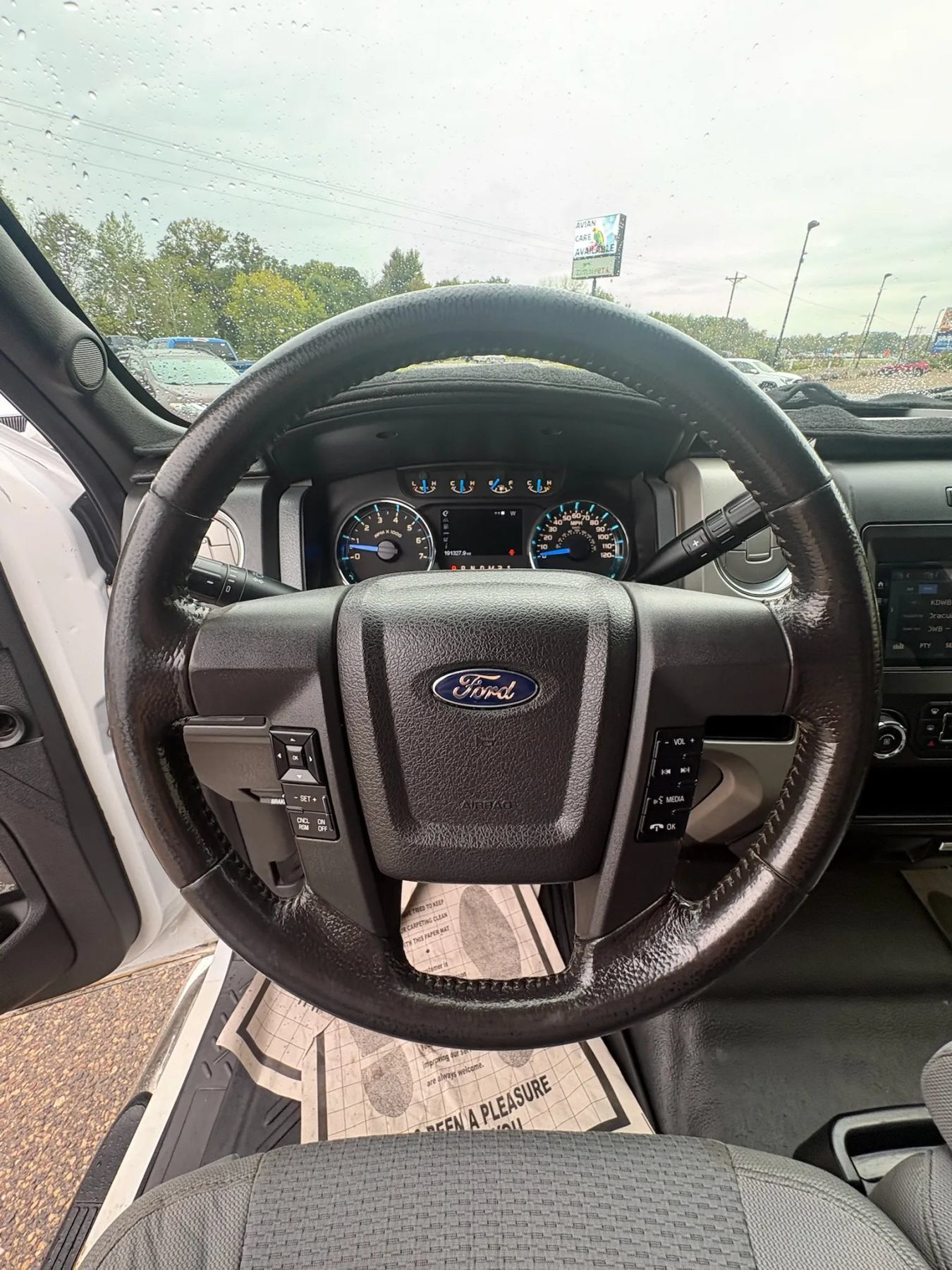Used 2014 Ford F150 XLT w/ Equipment Group 301A Mid AWD/4WD image 19