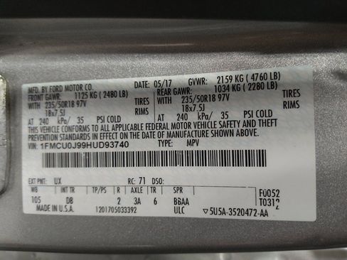 Used 2017 Ford Escape Titanium image 33