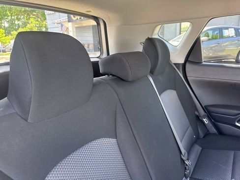 Used 2025 Kia Soul LX w/ LX Technology Package FWD image 15