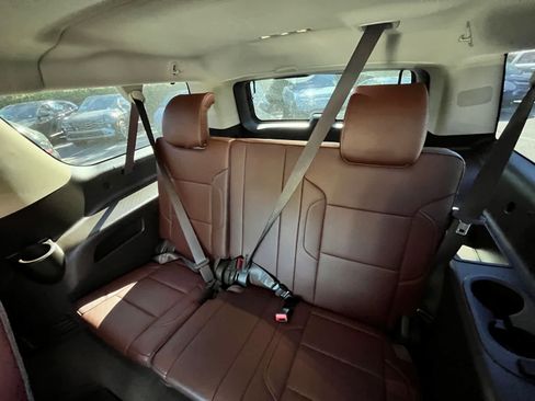 Used 2018 Chevrolet Suburban Premier w/ Max Trailering Package image 5