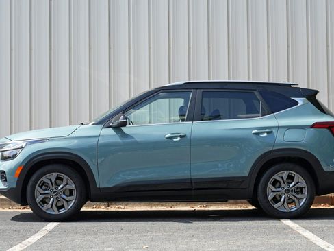 Used 2024 Kia Seltos S AWD/4WD image 8