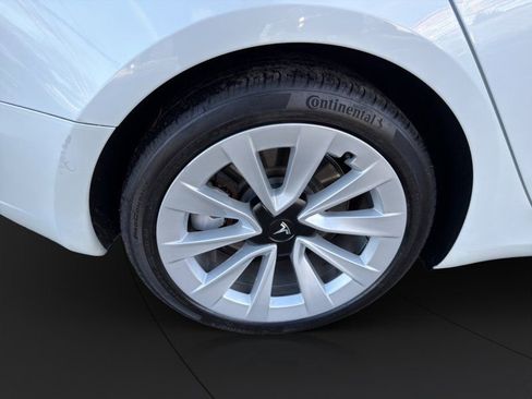 Used 2021 Tesla Model 3 Long Range image 23