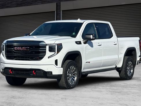 Used 2023 GMC Sierra 1500 AT4 w/ AT4 Premium Package image 9