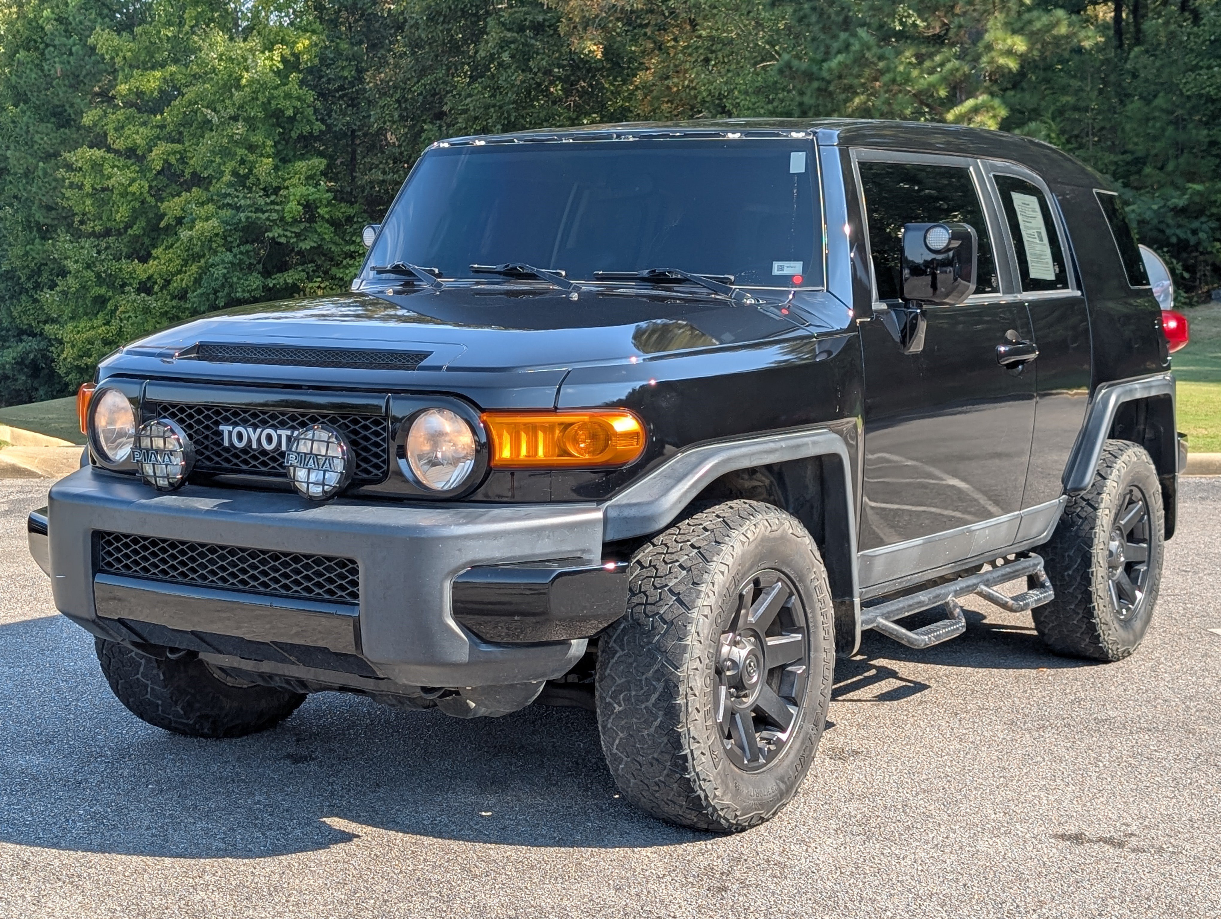 Used 2014 Toyota FJ Cruiser 4WD w/ Upgrade Package image 5