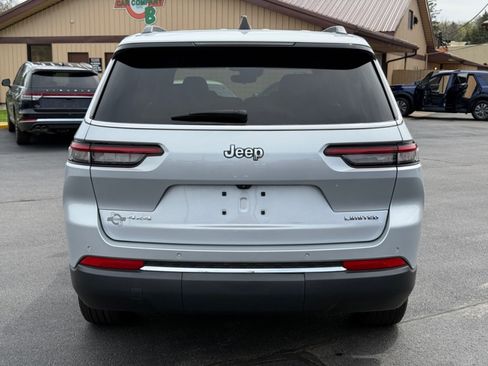 Used 2023 Jeep Grand Cherokee L Limited AWD/4WD image 7