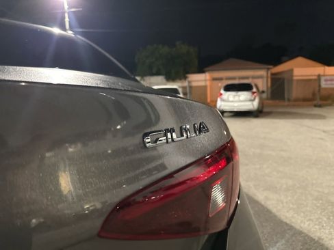 Used 2022 Alfa Romeo Giulia Veloce image 6