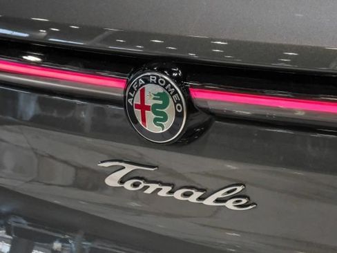 Used 2024 Alfa Romeo Tonale Veloce AWD/4WD image 62