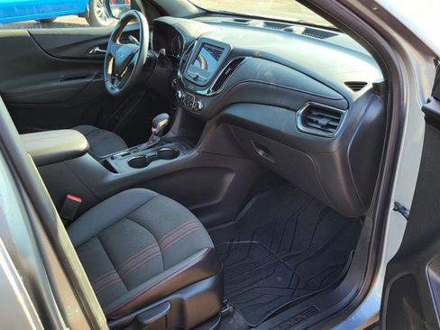Used 2023 Chevrolet Equinox RS w/ LPO, Floor Liner Package image 9