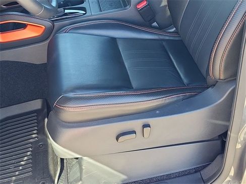 Used 2023 Nissan Frontier PRO-4X w/ Pro-4X Premium Package image 24