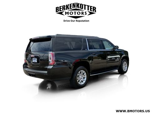 Used 2019 GMC Yukon XL SLT AWD/4WD image 3