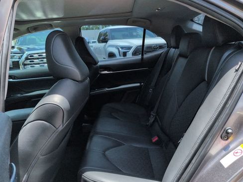 Certified 2018 Toyota Camry XSE FWD image 13