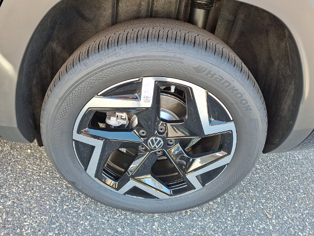 New 2027 Volkswagen Atlas SEL R-Line AWD/4WD image 5