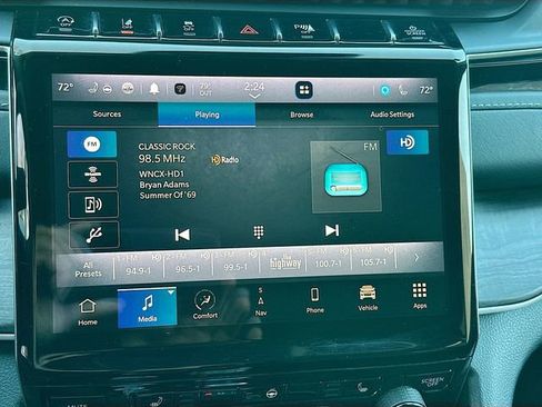 Used 2023 Jeep Grand Cherokee L Limited w/ Trailer Tow Group (B) image 16