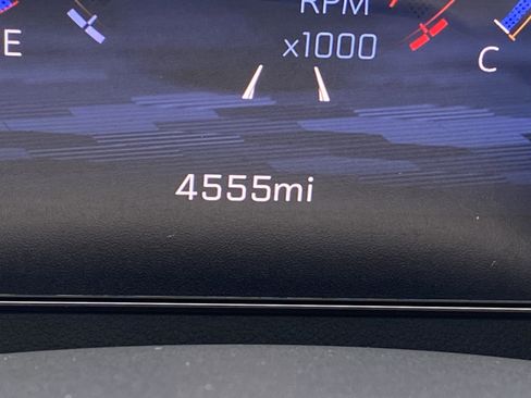 Used 2026 Chevrolet Traverse LT image 23