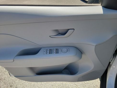 Used 2026 Hyundai Kona SEL Sport FWD image 12