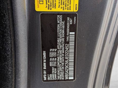 Used 2018 BMW M4 Convertible image 25