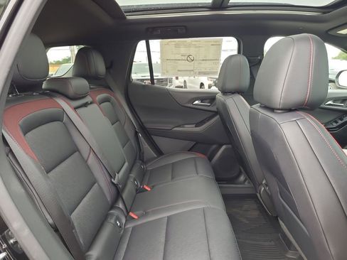 New 2026 Chevrolet Equinox RS w/ Convenience Package III image 28