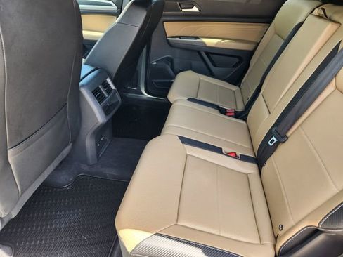 Used 2023 Volkswagen Atlas Cross Sport SE FWD image 30