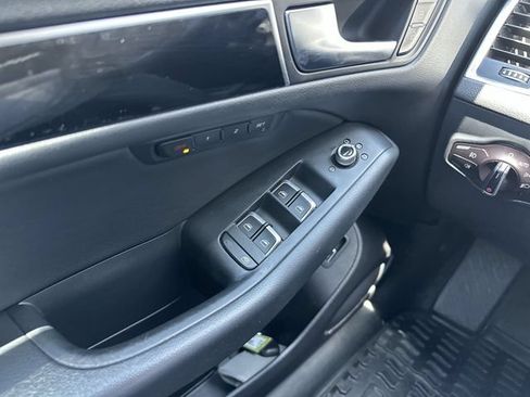 Used 2016 Audi Q5 2.0T Premium Plus w/ Technology Package AWD/4WD image 14