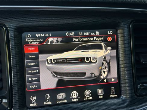 Used 2015 Dodge Challenger R/T Scat Pack w/ Scat Pack Appearance Package RWD image 37