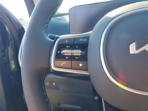 New 2025 Kia Sorento EX w/ Panoramic Sunroof Package image 18