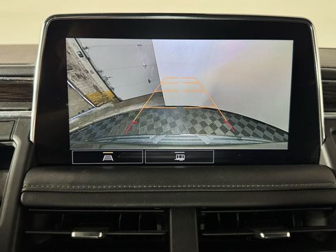 Used 2021 Chevrolet Tahoe LT w/ Rear Media and Nav Package AWD/4WD image 25