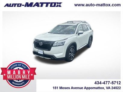 Used 2023 Nissan Pathfinder Platinum