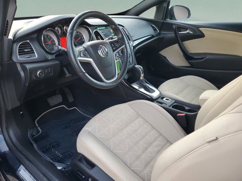 Used 2019 Buick Cascada Premium image 13