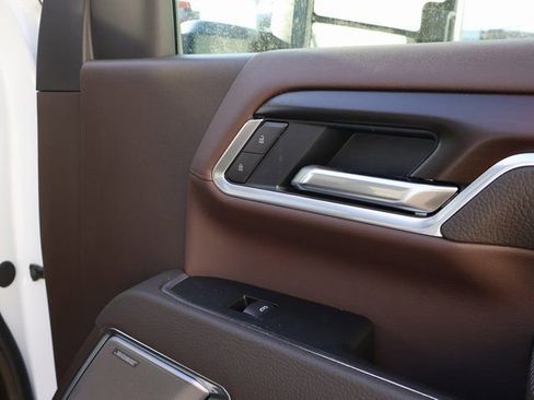 New 2026 GMC Sierra 3500 Denali w/ Denali Reserve Package image 8