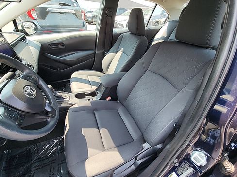 Used 2024 Toyota Corolla LE FWD image 19
