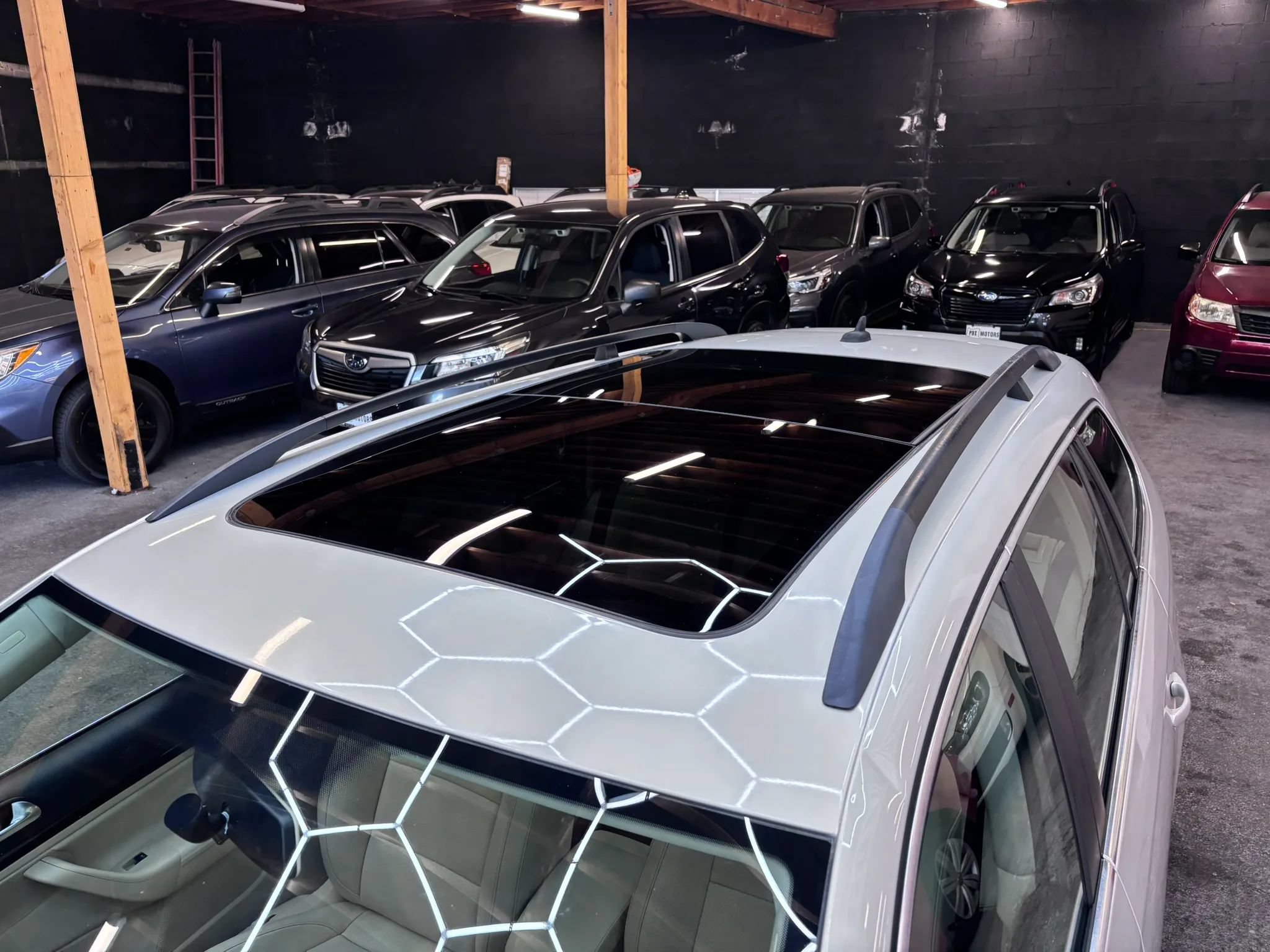 Used 2011 Volkswagen Jetta TDI FWD image 4