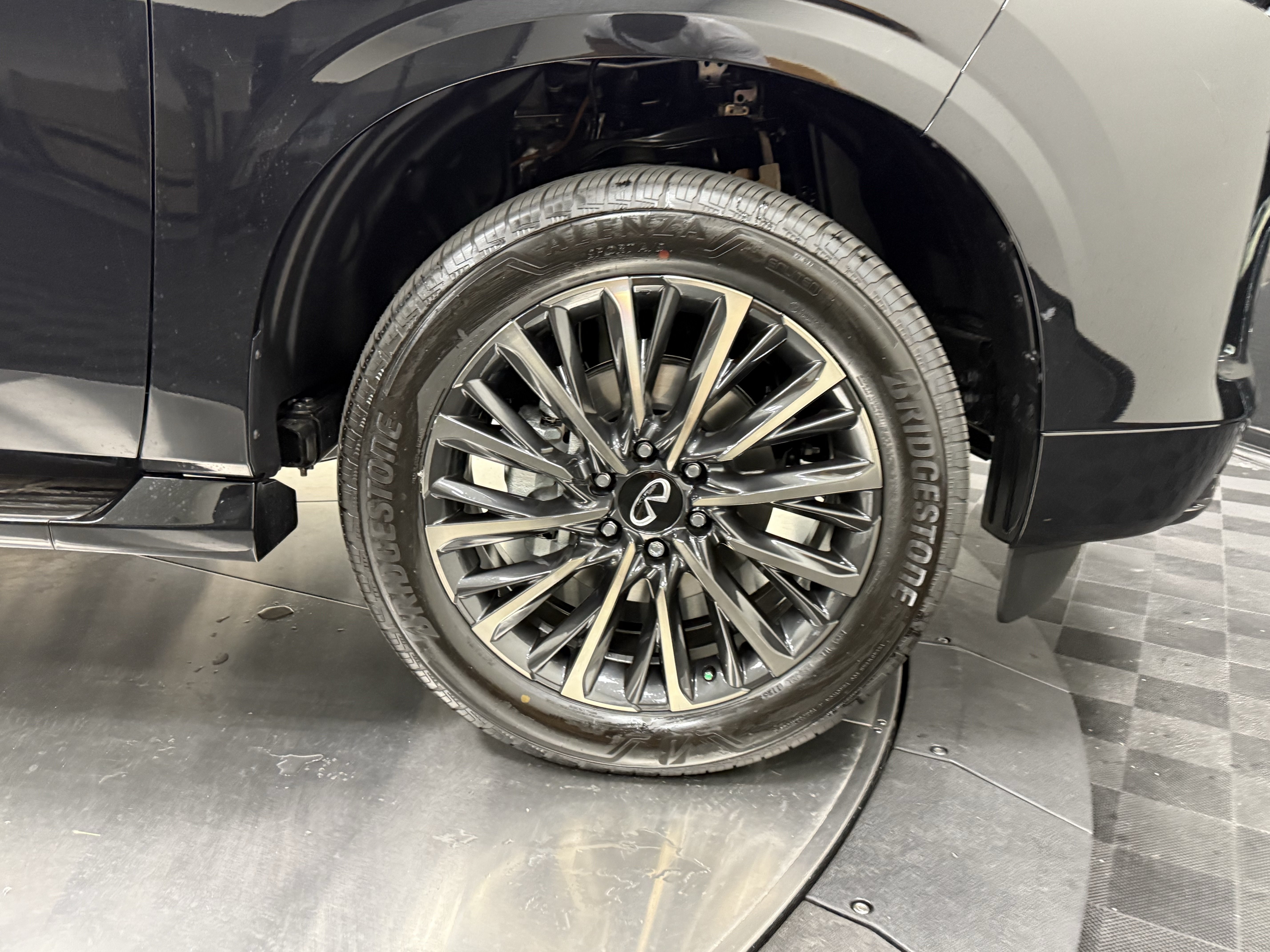 New 2027 INFINITI QX80 Autograph AWD/4WD image 9
