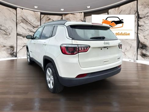 Used 2018 Jeep Compass Latitude w/ Popular Equipment Group AWD/4WD image 7