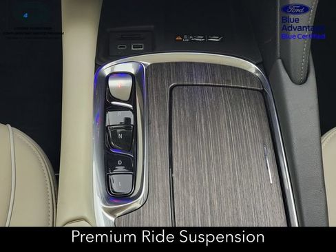 Used 2023 Buick Enclave Avenir w/ Avenir Technology Package AWD/4WD image 25