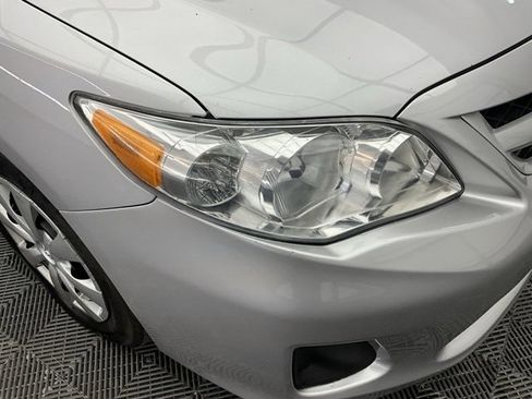 Used 2011 Toyota Corolla LE image 26