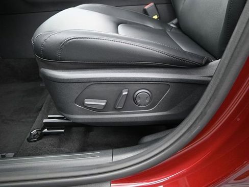 Used 2025 Kia Sportage SX FWD image 10