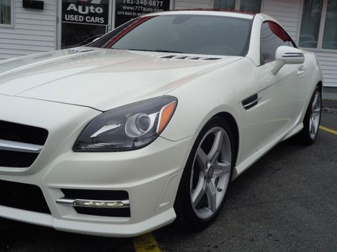 Used 2016 Mercedes-Benz SLK 300 image 16