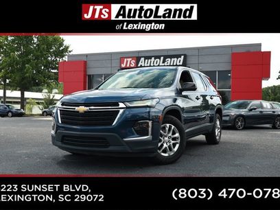 Used 2023 Chevrolet Traverse LS